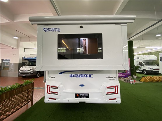 宇通房车c535价格 依维柯c型房车现车优惠
