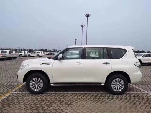 2020款尼桑途乐报价滑铁卢 黑色白色价格