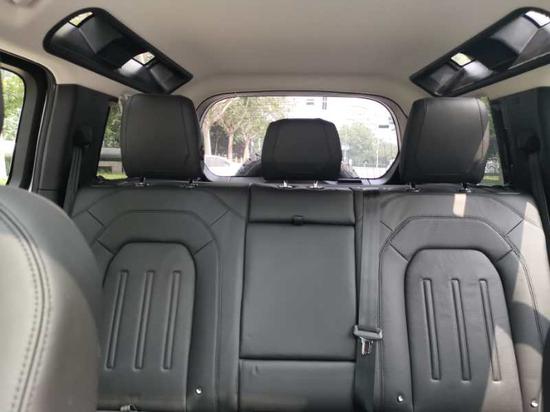 2020款路虎卫士110八月冲量支持分期裸售