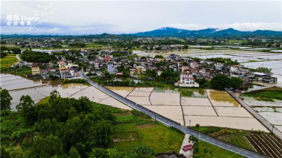                广东最美旅游公路·碉楼逸风
