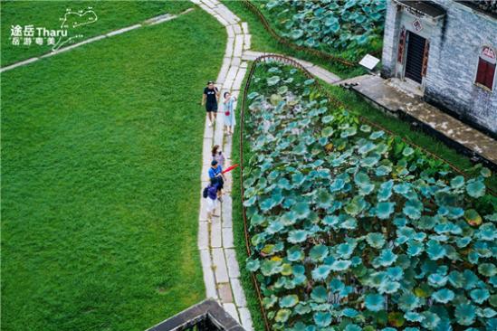                广东最美旅游公路·碉楼逸风