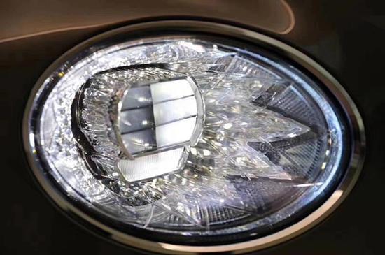 2021款宾利添越第一批接受预定10月交车