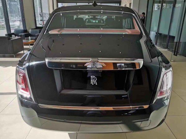 全新劳斯莱斯幻影 目标很明确彰显身份