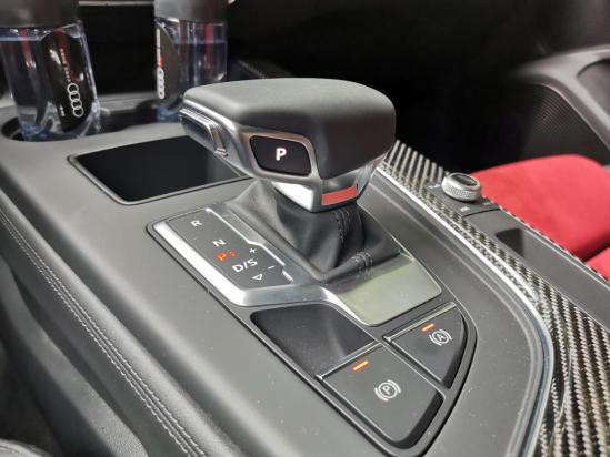 零百加速6.6秒，帝都试驾“爆款”车型奥迪A4L