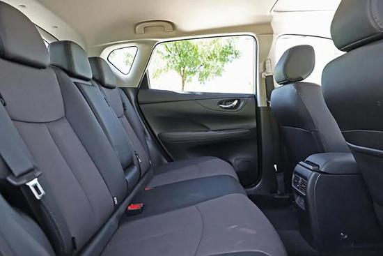 双色车身+L2智能驾驶才不到10万？骐达车主分享购车历程