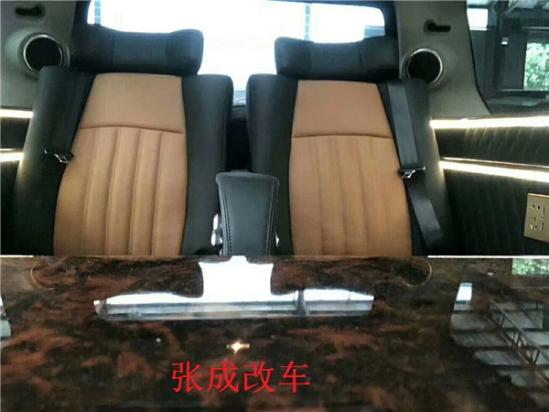 路虎发现4改装航空座椅升级商务舱效果图