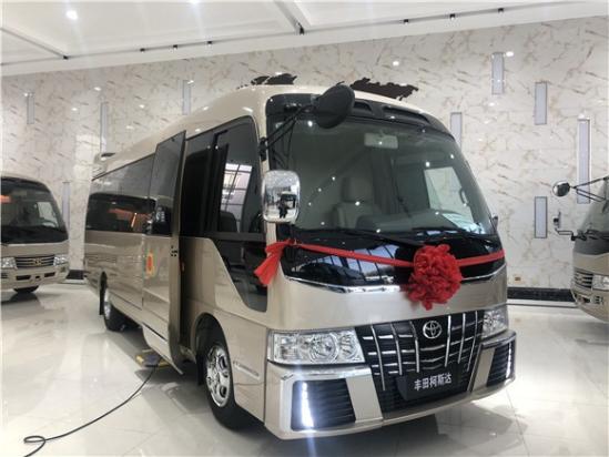 丰田考斯特7座多少钱新版豪华商务车