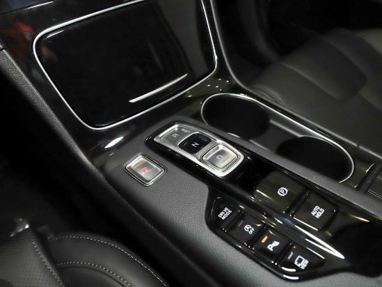 手握24万，买胜达高配还是买汉兰达低配好？