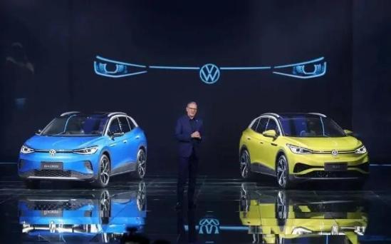 补贴后不到25万，大众纯电动ID.4首发，买ID.4还是Model 3？