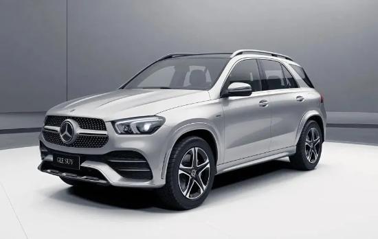 广州车展豪车抢先看，奔驰一款全球首发，宝马奥迪新车亮相