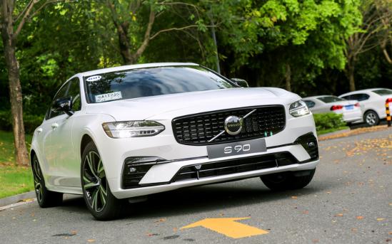 销量超过凯迪拉克CT6，逼近沃尔沃S90，红旗H9算成功吗？