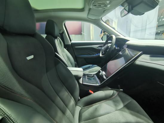 直击广州车展：全球首款5G智能电动SUV开启预售，才22万起