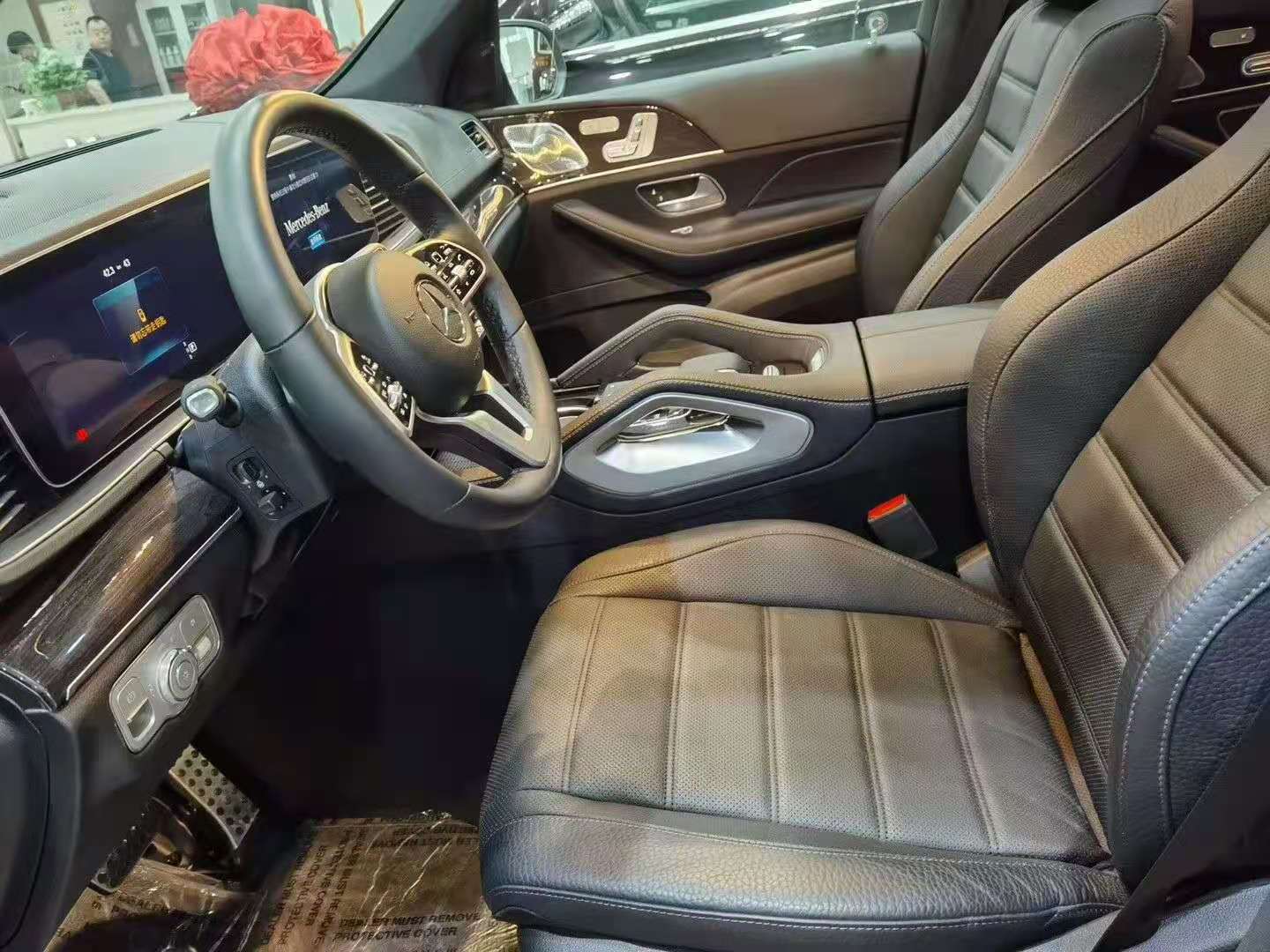 f9eda844884f7200.jpg