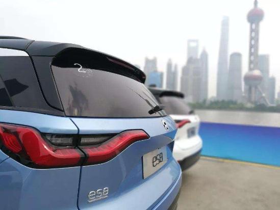 试驾体验蔚来ES8：由“半成品”变成“完全体”它经历了什么？