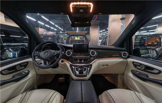 奔驰V260L尊贵加长版 私人定制银河系列