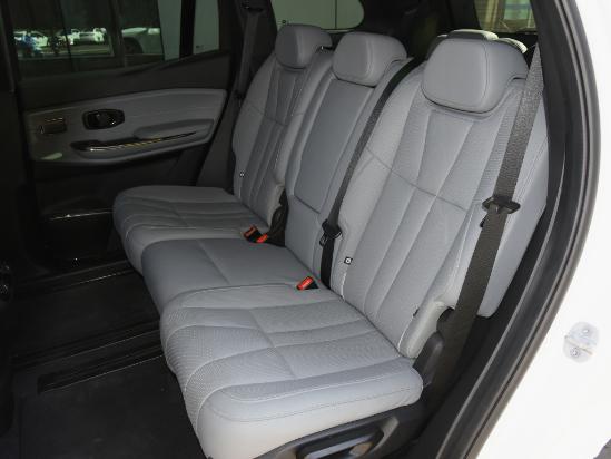 试驾体验蔚来ES8：由“半成品”变成“完全体”它经历了什么？