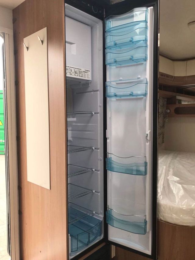 德国Hobby495无动力托挂房车可内饰私人定