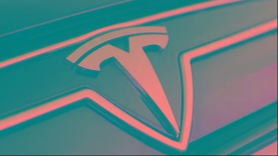 Model 3南昌撞土堆=无责，Model S北京撞楼=？