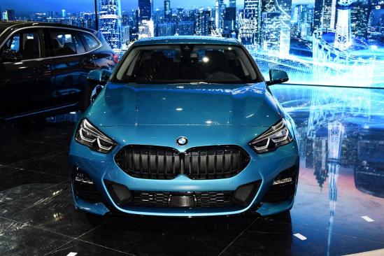 2.0T+起售不到27万！全新宝马2系轿跑车值不值？