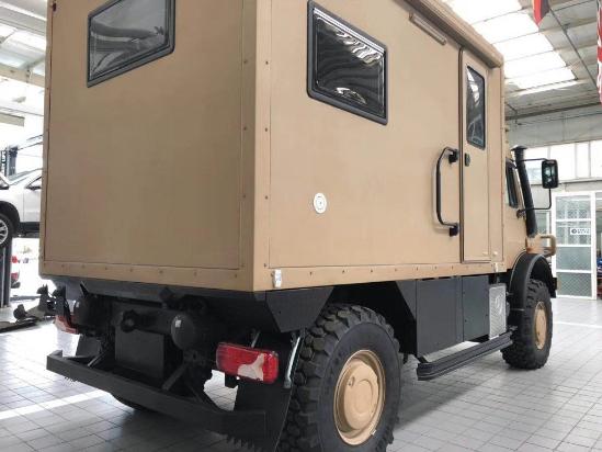 奔驰房车乌尼莫克4X4越野房车 图片价格