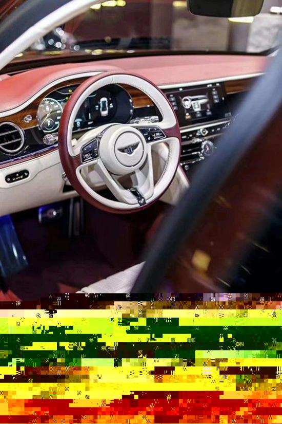 21款国六奔驰V260迈巴赫 赤橙黄绿       