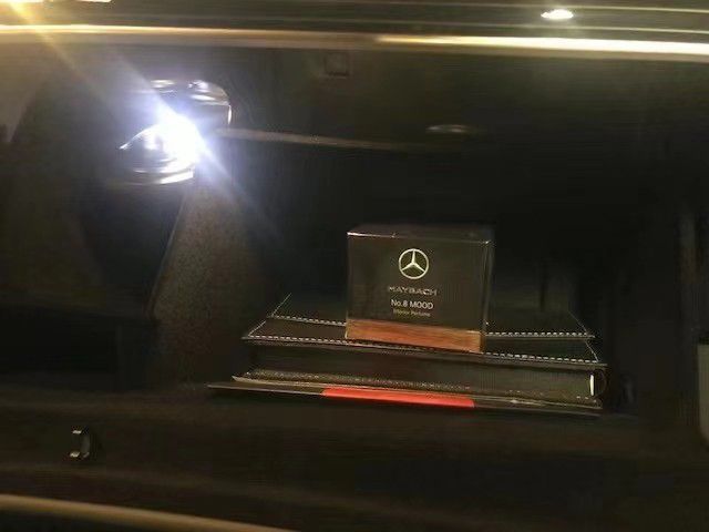 21款奔驰迈巴赫GLS600国六现车多少钱  