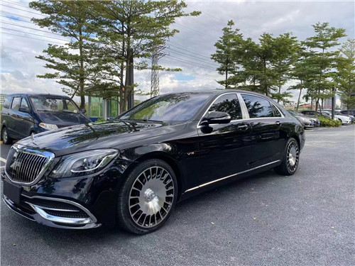 2021款奔驰迈巴赫S680全车B7级防弹定制