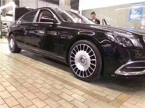 21款国六奔驰迈巴赫S680梅赛德斯实车  