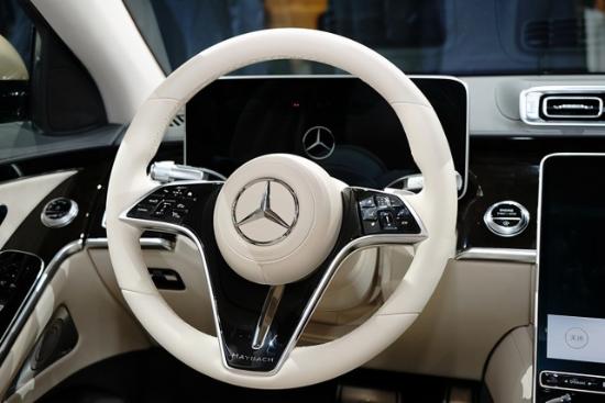 去年全球卖出1.3万台,中国占71%,迈巴赫S级纯靠国人养活