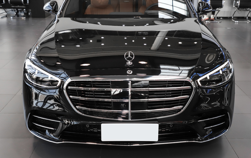 阳光铺满走过的道路2021奔驰s400s450
