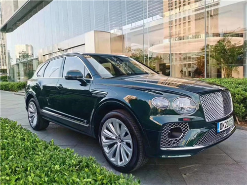 21款宾利添越感受顶尖豪华SUV         