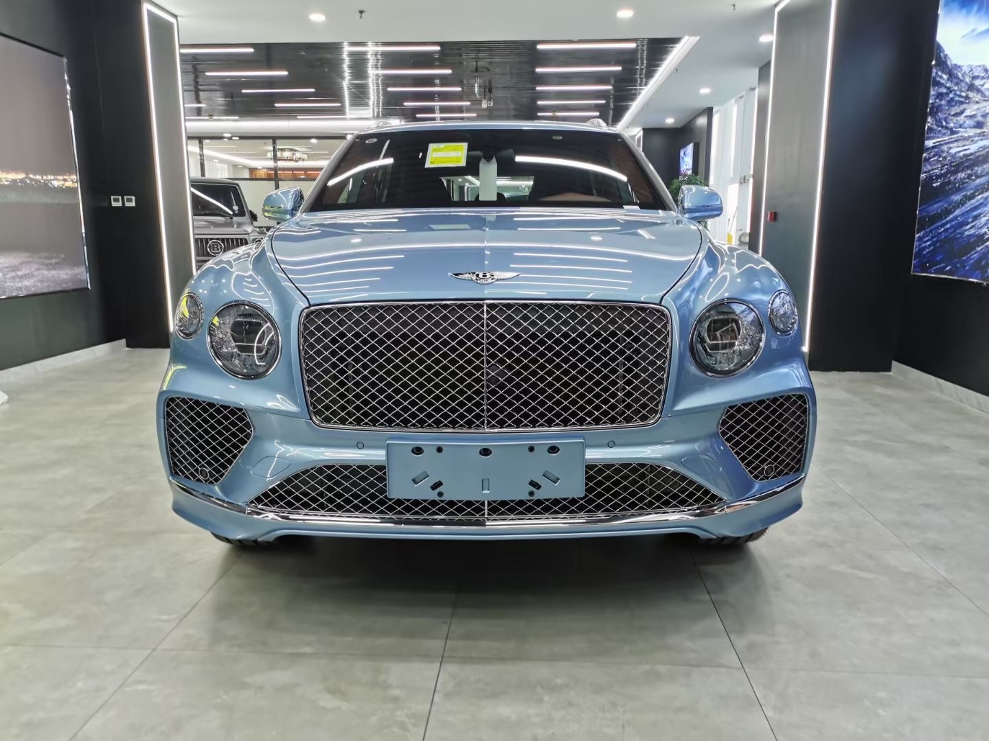 2021款宾利添越 首发限量追求非凡     