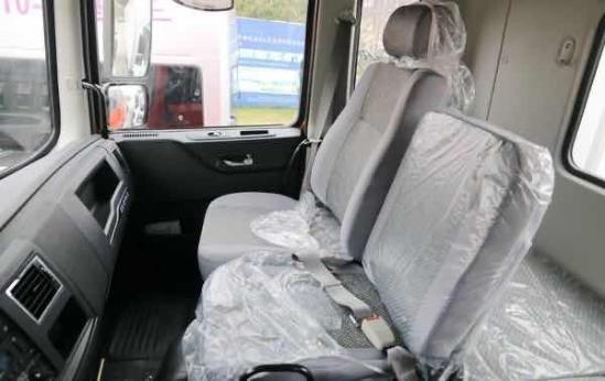 4米2高栏厢式载货车参数车身长/宽/高 报价