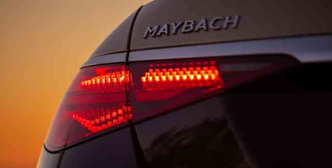 听引擎声浪轰鸣2021款迈巴赫S450 S580 