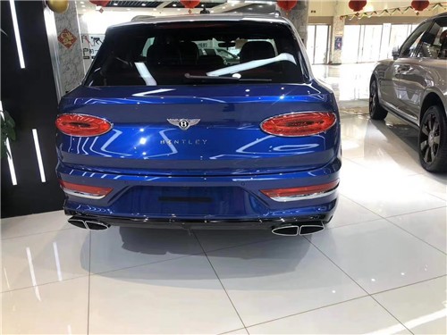 2021款宾利添越 新时代的典范更有排面 