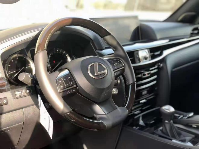 21款全新国六雷克萨斯LX570黑曜限量版 