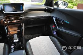 东风标致-标致e-2008- 3D臻尚版  ￥18.8