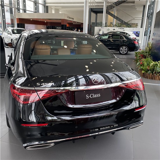 21款奔驰S450四驱提车多少钱落地价格图