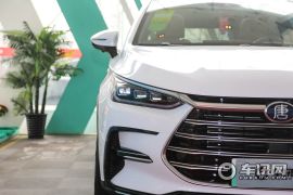 比亚迪-唐DM-2.0T 四驱高性能版创世旗舰型