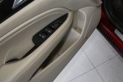 通用别克-君威-552T 豪华型