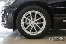 通用别克-君越-552T 豪华型