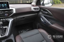 长安汽车-凯程F70-2.4T汽油自动四驱行政版标轴 4K22D4T  ￥13.48