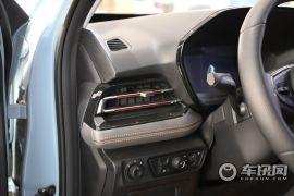 宝骏-宝骏RS-3-1.5L CVT智能豪华型