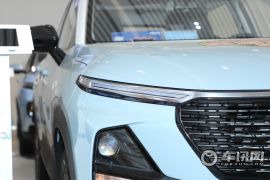 宝骏-宝骏RS-3-1.5L CVT智能豪华型