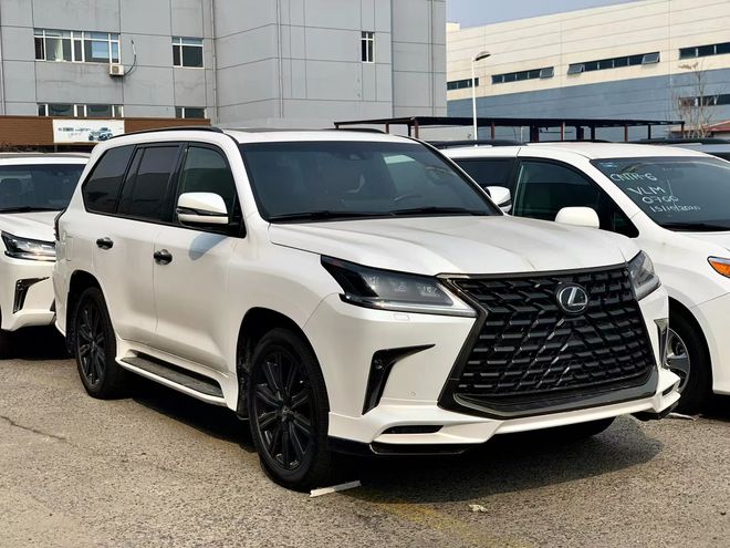 21款雷克萨斯LX570黑耀版全球限量500台