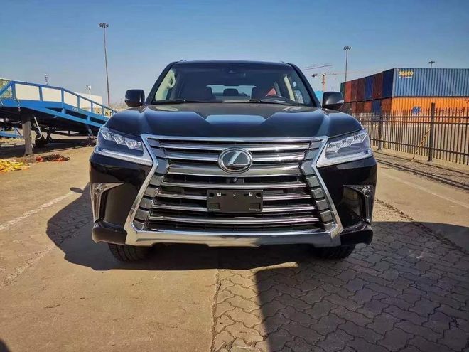 21款雷克萨斯lx570送小礼品优惠多多
