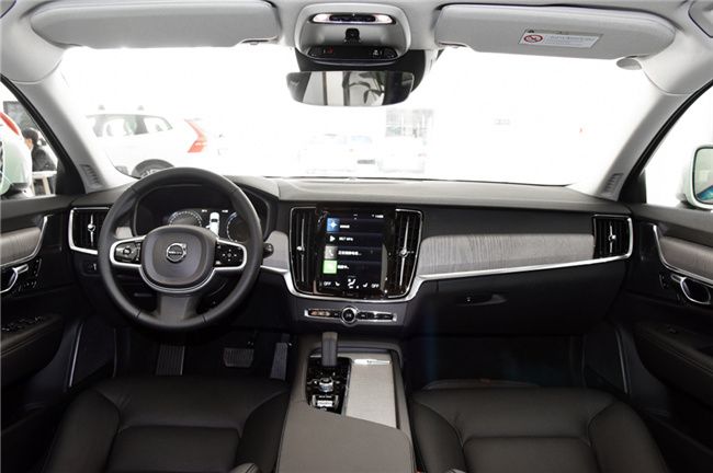 武汉沃尔沃V90最高综合优惠4.79万元 现车可选