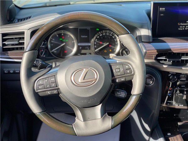21款雷克萨斯LX570黑武士版实拍预定   