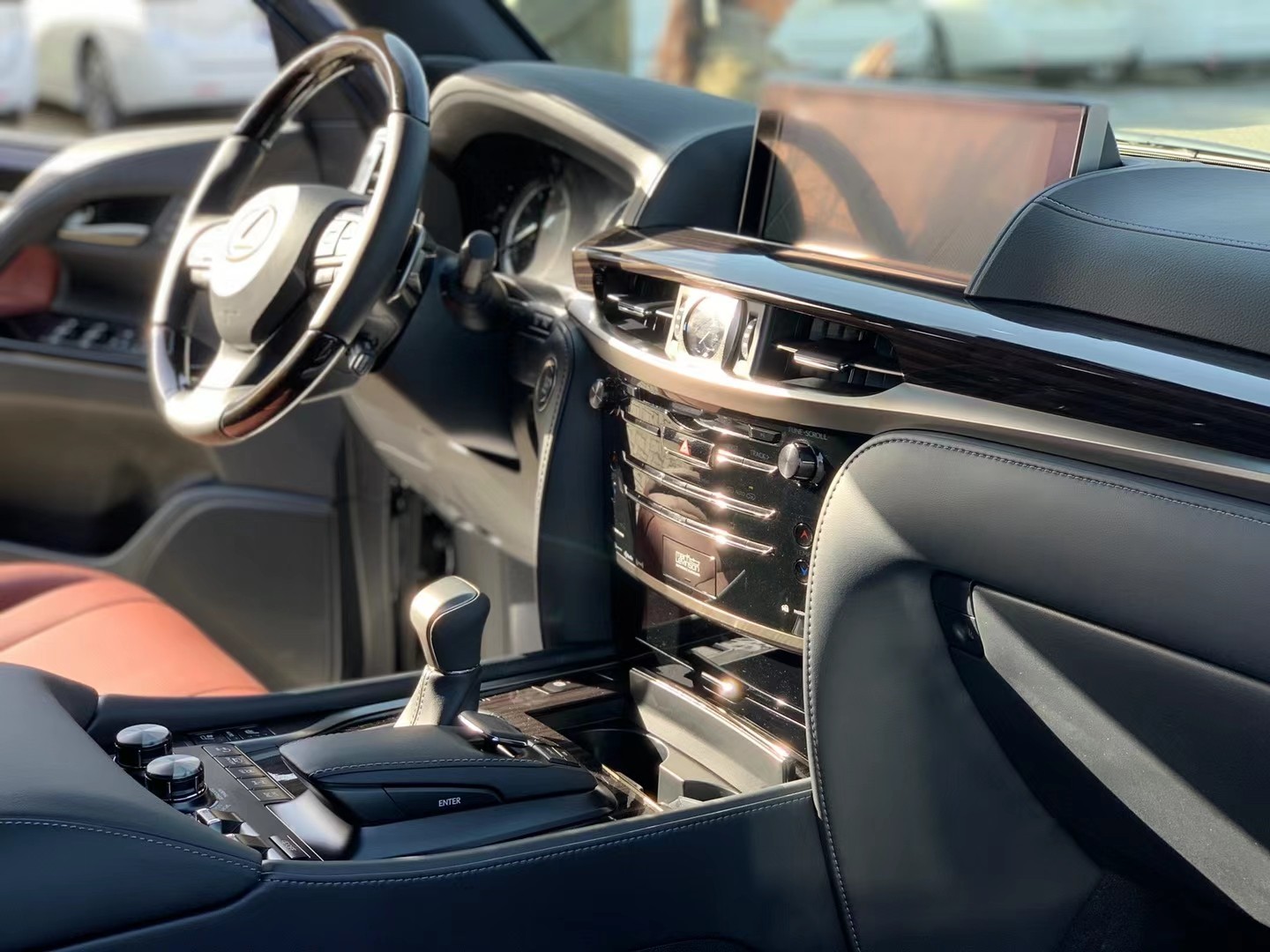 21款雷克萨斯LX570黑曜版加版国六现车 