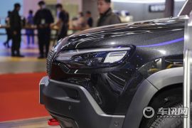 广汽菲克-自由光-2.0T 四驱高性能旗舰版